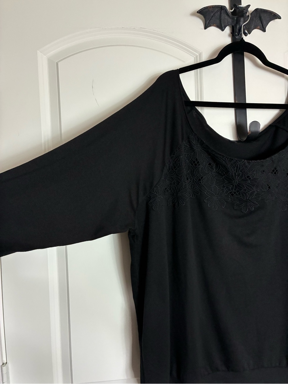 Torrid Black Off shoulder Top with Embroidered accents size 3X - Picture 7 of 12